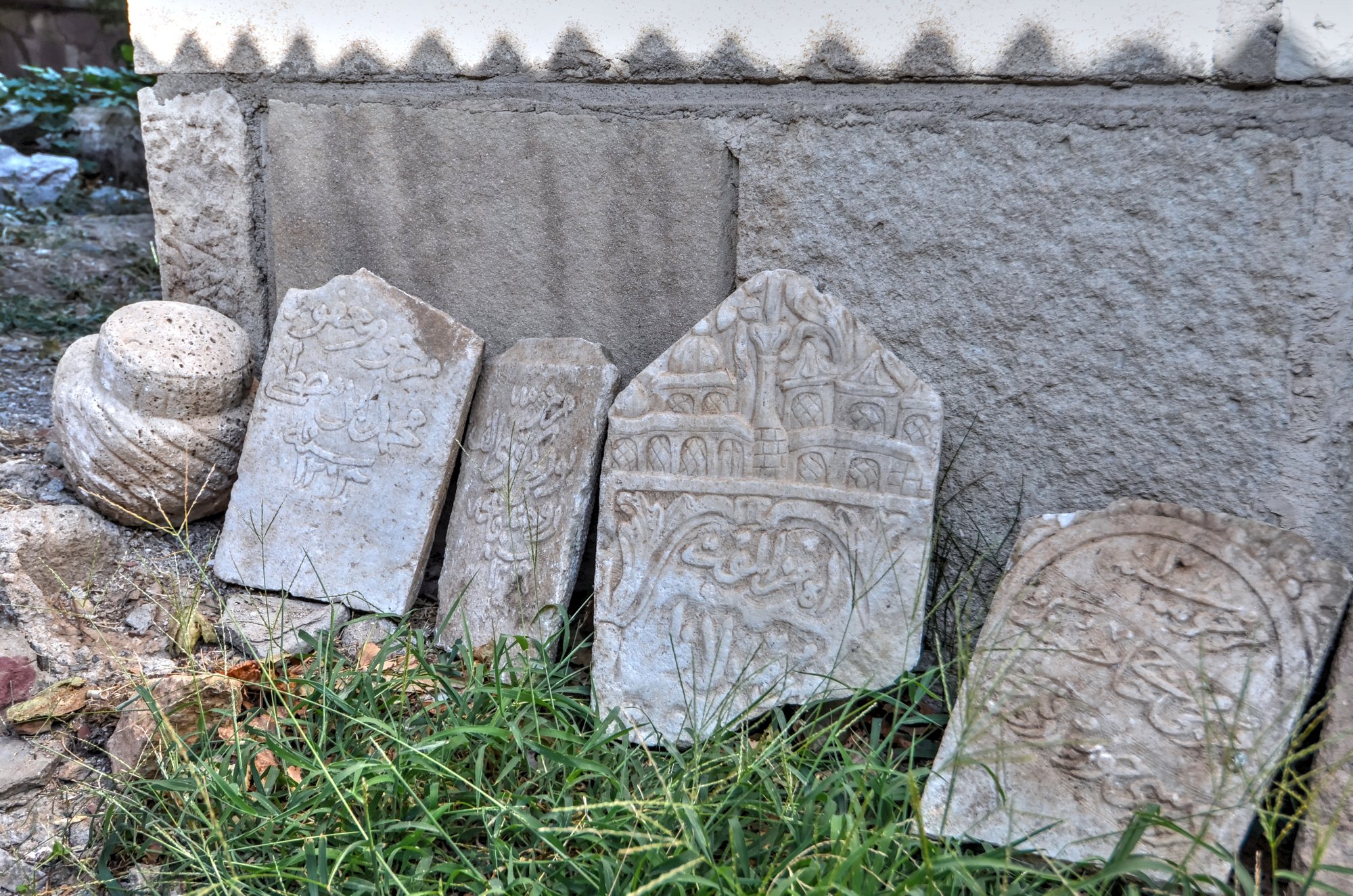 Tombstones from the Ottoman period found in Alaşehir Tombstones from the Ottoman period found in Alaşehir
